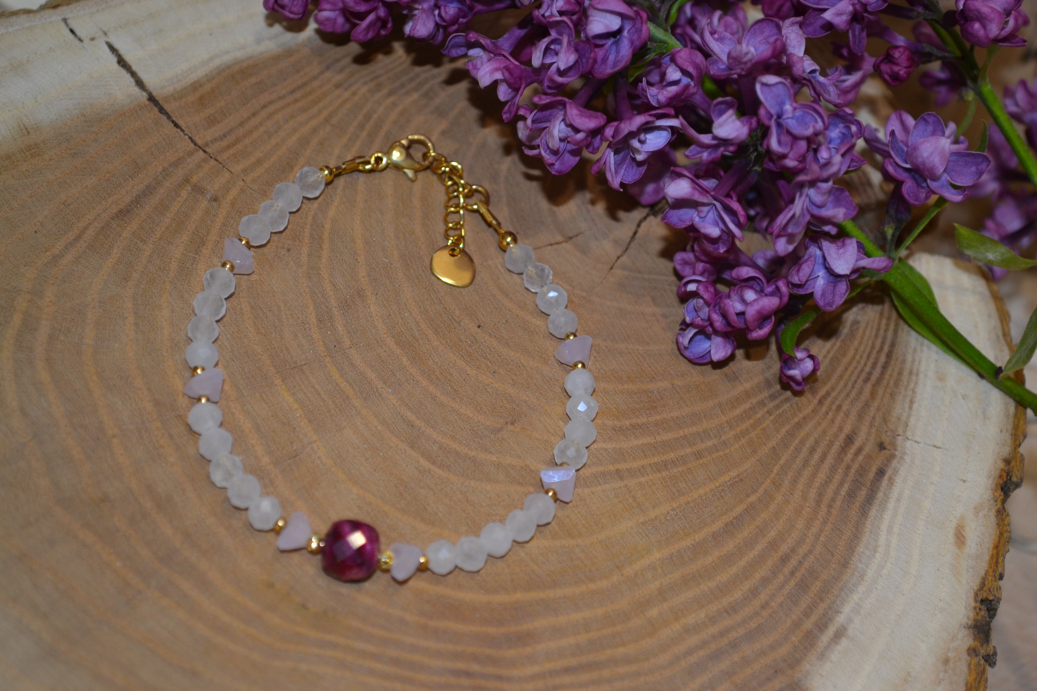 Bransoletki z kamieniami naturalnymi