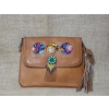 Torebka skórzana BOHO kopertówka jasnobrązowa z koralikami MULLO  i haftem kwiatowym .