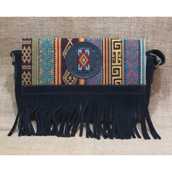 Torebka skórzana zamszowa czarna w stylu boho  z etnicznym  błękitno brązowym haftem .