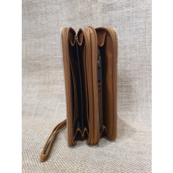 Portfel ze skóry i korka ,duży dwukomorowy .