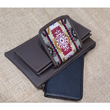 Portfel  skórzany brązowy z etnicznym haftem bichunga