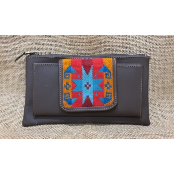 Portfel  skórzany brązowy z etnicznym haftem bichunga