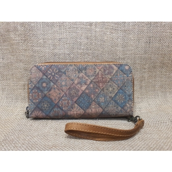 Portfel ze skóry i korka  jasnobrązowy .