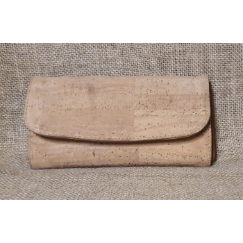 Portfel z jasnobrązowej skóry i naturalnego korka .