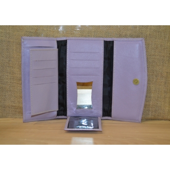 Portfel duży skórzany jasno fioletowy z kwiatowym kolorowym haftem .