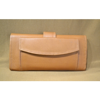 Portfel duży skórzany jasnobrązowy z kwiatowym kolorowym haftem .