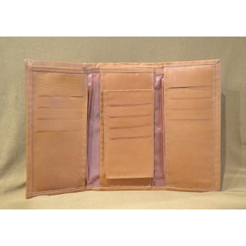 Portfel duży skórzany jasnobrązowy z kwiatowym kolorowym haftem .