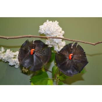 KOLCZYKI  Z PIÓR W KSZTAŁCIE KWIATÓW