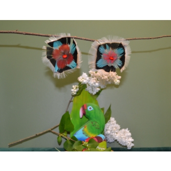 KOLCZYKI  Z PIÓR W KSZTAŁCIE KWIATÓW