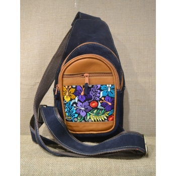 Torebka skórzana zamszowa grantowa typu gruszka  haftowana etnicznym kwiatowym  wzorem.