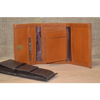 Portfel skórzany brązowy męski  z andyjskim etnicznym haftem.