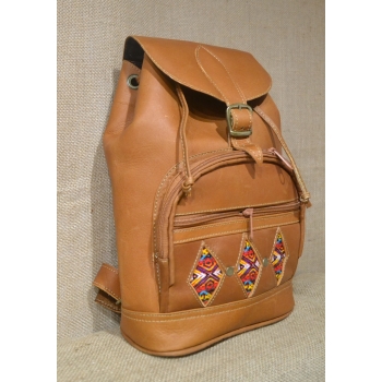 Plecak etniczny ze skóry jasnobrązowy
