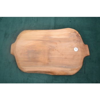 Taca derwniana do serwowania dań.