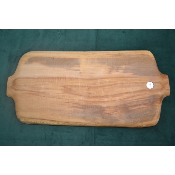 Taca derwniana do serwowania dań.